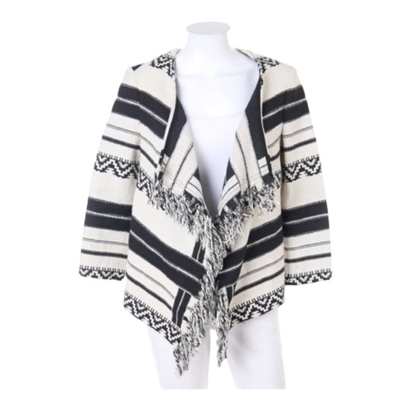 Bershka OUTERWEAR Cardigan Ethno Style with Fringes and cascading open front. - Picture 1 of 6
